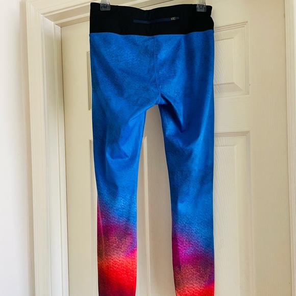 Athleta Ombre Speed Sonar Leggings - Picture 4 of 10